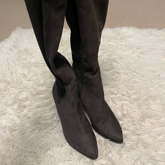 Gorgeous Marc Fisher over the knee boots - Picture 10 of 15